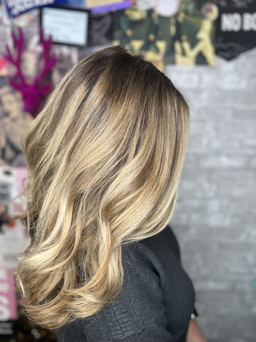 Blonde balayage, back view