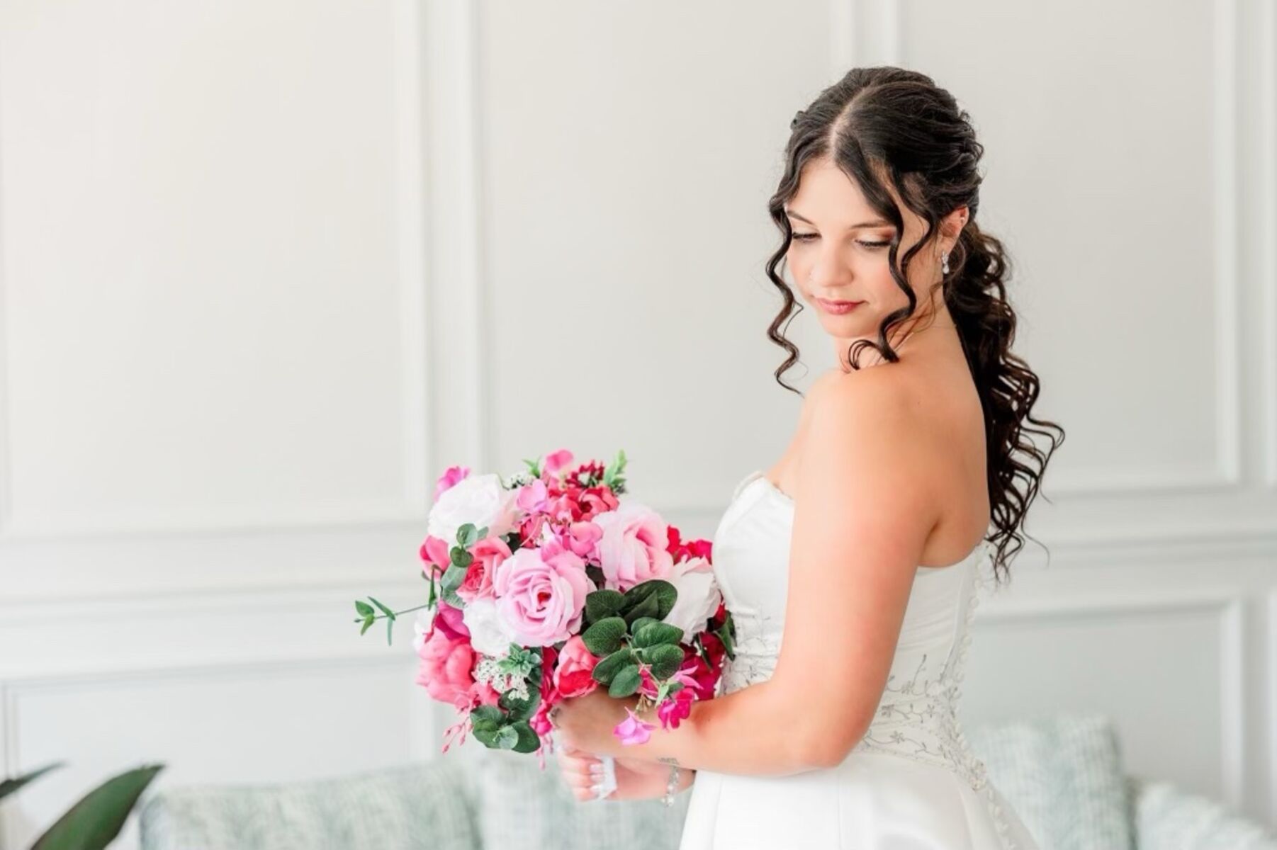 Bride getting ready with bouquet